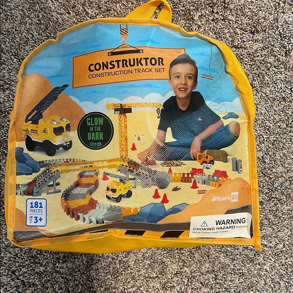 Yellow Construction Building Set with Vehicles and Tracks